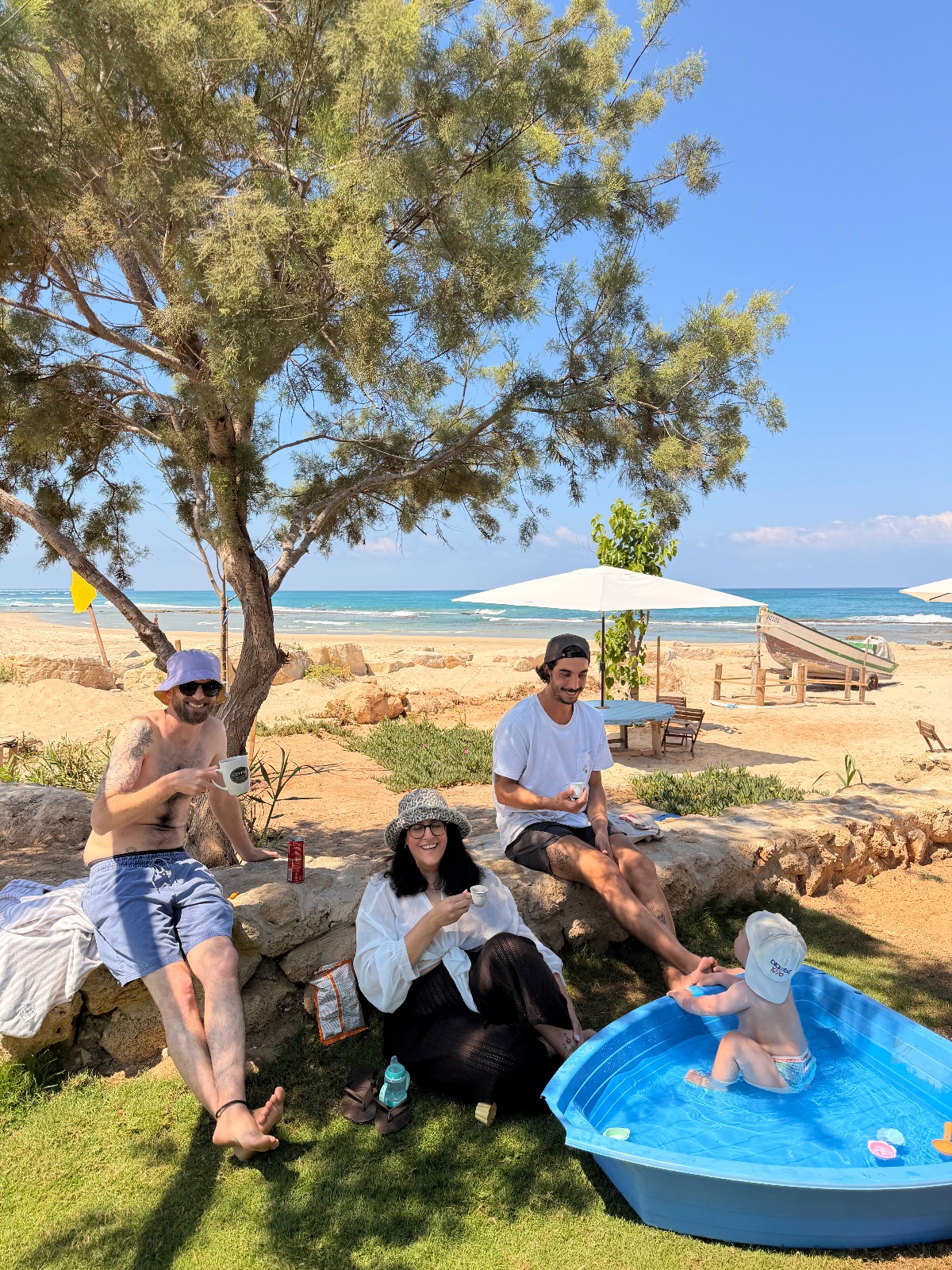 בית פתוח בלב ים — 2